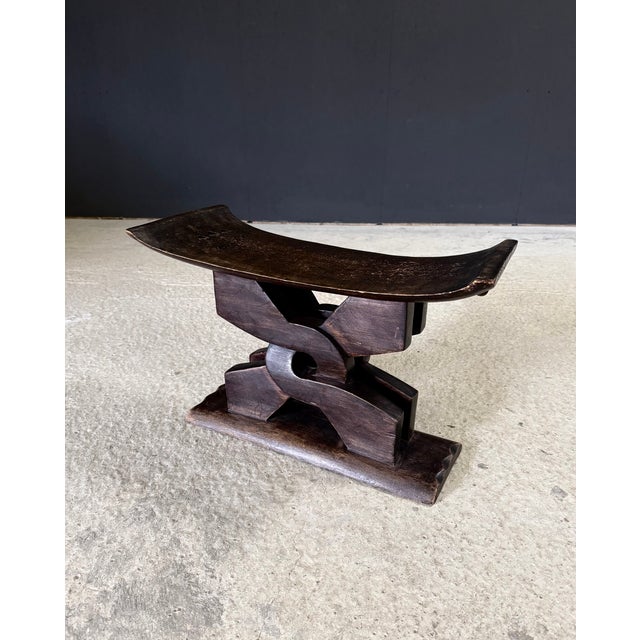 Handcarved Ashanti Tribal Stool, Africa, 1950s For Sale - Image 6 of 17