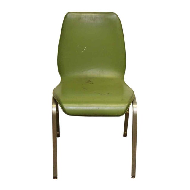 Green outlet vinyl chair