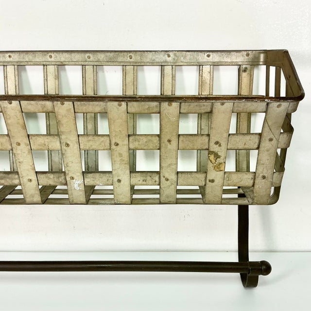 Farmhouse 1970s Vintage Farmhouse Boho Chic Rustic Tin Wall-Mounted Basket Shelf With Towel Bar. For Sale - Image 3 of 18