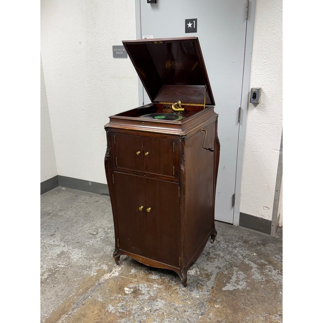 Design Plus Gallery presents a Mahogany Phonograph from Victor Victrola. This floor-standing cabinet is made in mahogany...