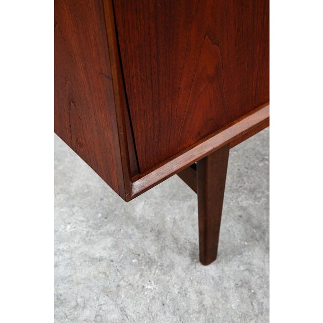 Wood Mid Century Danish Modern Credenza Highboard Sideboard Sliding Teak 4 Doors Bar For Sale - Image 7 of 12