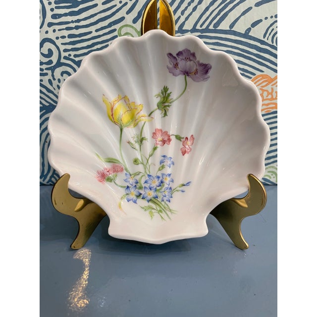 Limoges, France Vintage Limoges French Porcelain Shell Dish With Floral Design For Sale - Image 4 of 5
