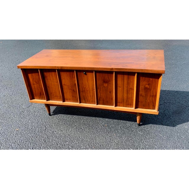 Mid Century Modern Lane Mcm Cedar Blanket Chest Trunk Chairish