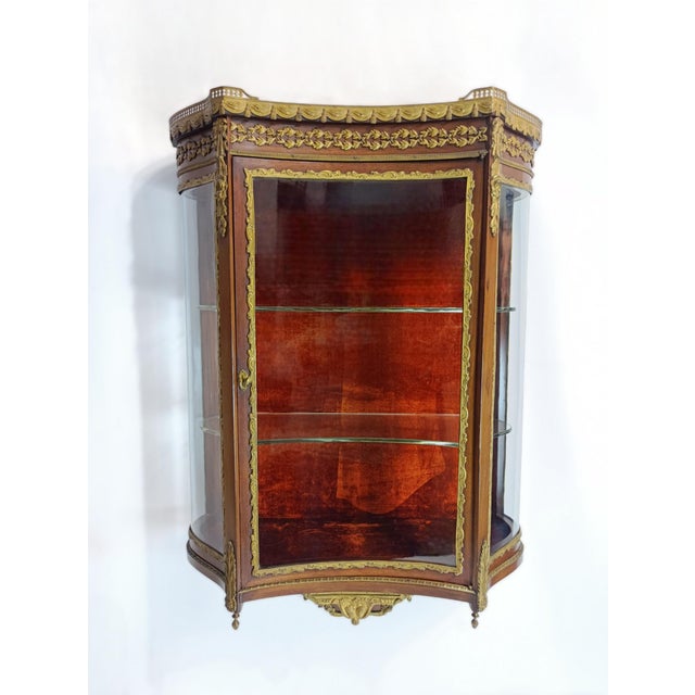 Antique Neo-Classical Louis XVI French Hanging Small Display Cabinet in Mahogany and Bronze, 1910s For Sale - Image 12 of 15