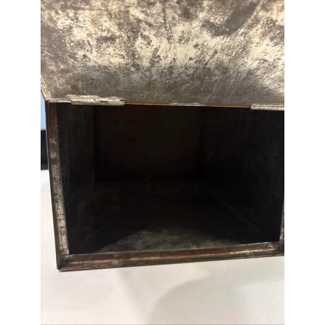 Gold Early 20th Century Roasted Coffee 25 Lb Tin Sears Roebuck & Co. Chicago Store Coffee Display For Sale - Image 8 of 12