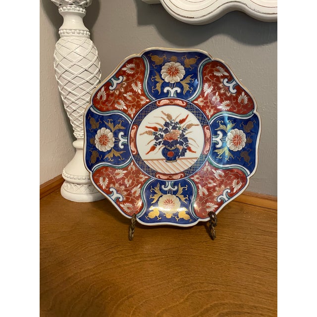 Mid 20th Century Hand Painted Porcelain Imari Plate Charger For Sale - Image 16 of 17