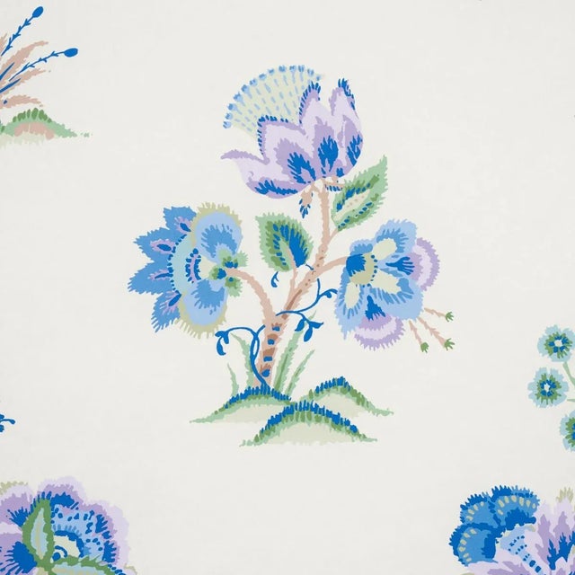Contemporary Sample - Schumacher Ashford Wallpaper in Cornflower & Lilac For Sale - Image 3 of 5