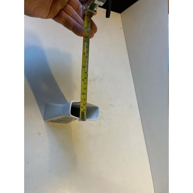 Ceramic Scandinavian Modern Porcelain Vase by Arne Lindaas for Porsgrunn, 1950s For Sale - Image 7 of 8