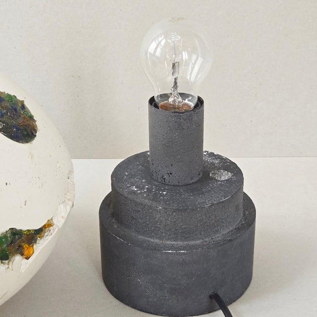 1970s Vintage Space Age UFO Planet Table Lamp in Plaster and Glass, 1970s For Sale - Image 5 of 16