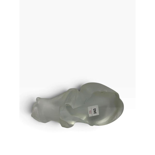 Glass Lalique France Chat Couché Frosted Crystal Crouching Cat Figurine Signed For Sale - Image 7 of 7