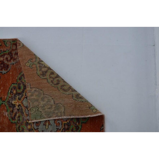 1950s 1950s Ornate Turkish Rug, Minimalist Runner for Hallway or Entryway For Sale - Image 5 of 10