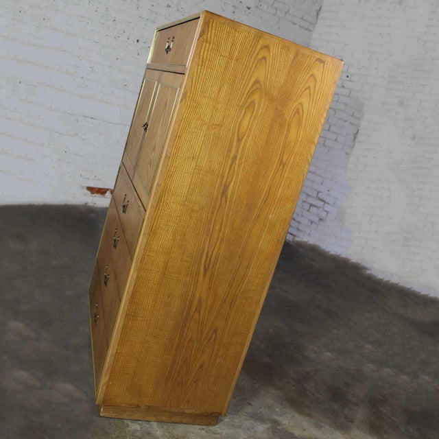 Wood Vintage Modern Campaign Style Oak Gentlemen’s Chest by Founders Furniture Patterns 35 For Sale - Image 7 of 12