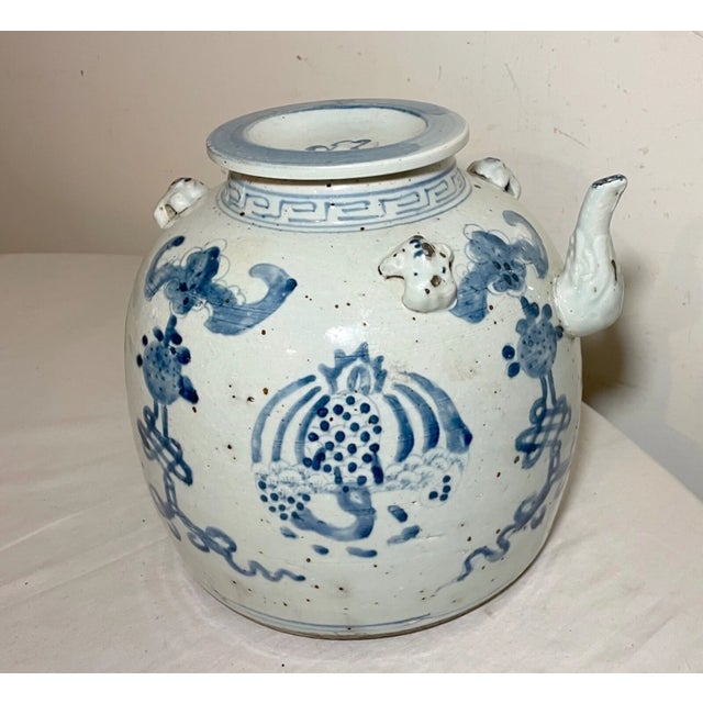 Antique 17th Century Ming Dynasty Chinese Blue White Hand Painted Pottery Teapot For Sale - Image 16 of 18