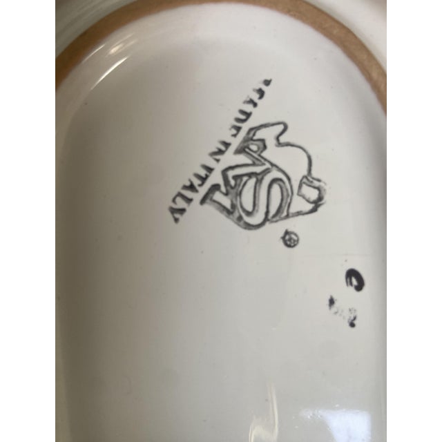 1990s Set of Three Marioo Sambuco Hand-Painted Oval Dishes For Sale - Image 4 of 6