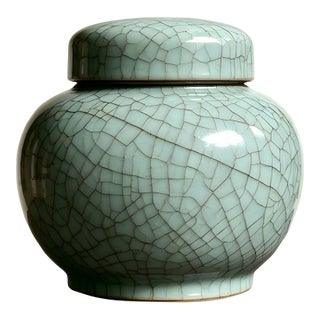 Chinese Ceramic Pot Guan Ware Crackle Glaze Celadon Tea Jar For Sale