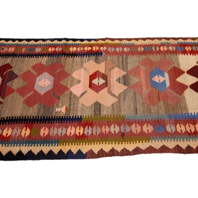 1960s Mid-20th Century Turkish Kilim Multicolor Handmade Tribal Wool Rug For Sale - Image 5 of 8