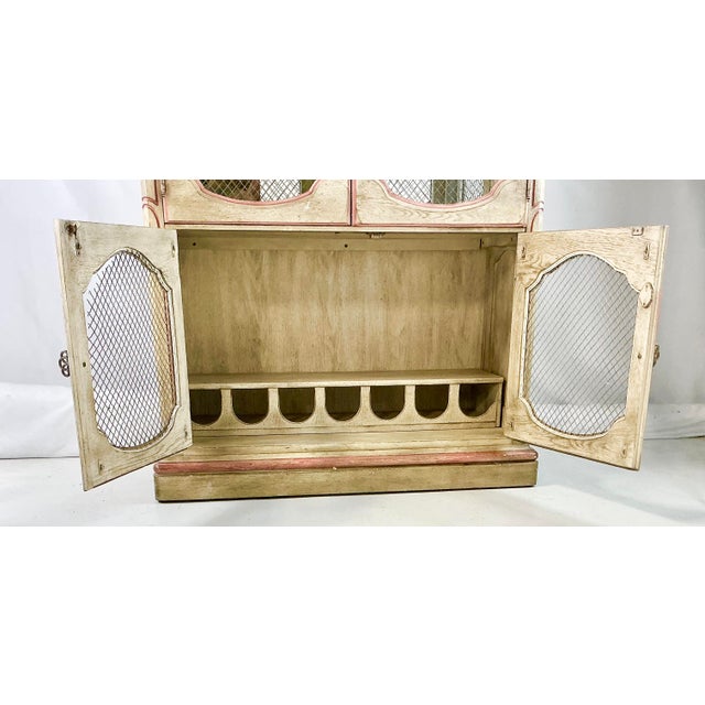 1980s Vintage Louis XV Regency Mediterranean Style Habersham Lighted Display Cabinet Hutch For Sale - Image 14 of 17
