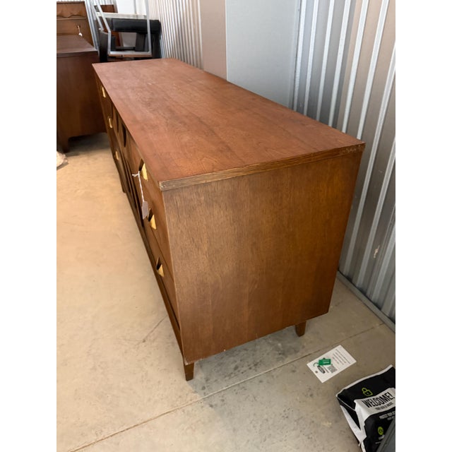 Mid 20th Century Broyhill Brasilia Long Lowboy Triple Dresser - Attributed For Sale In Kansas City - Image 6 of 6