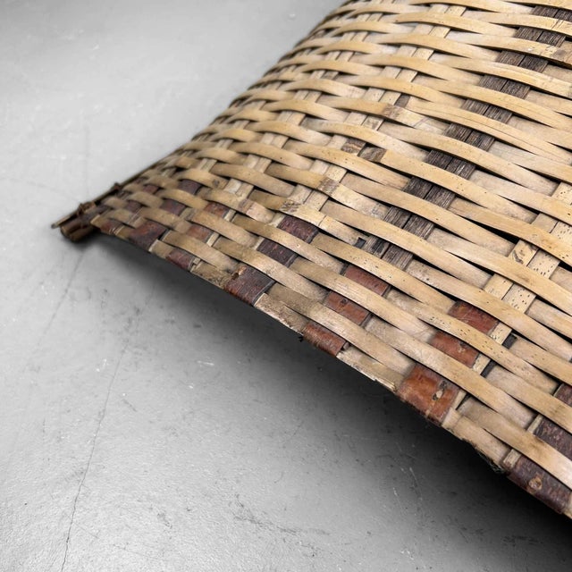 Brown Shōwa Japanese Furuimi Woven Harvest Basket, 1980s For Sale - Image 8 of 12