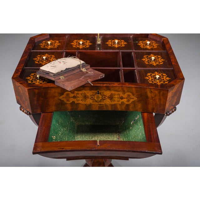 Wood Biedermeier Sewing Worktable in Mahogany, 1850 For Sale - Image 7 of 17