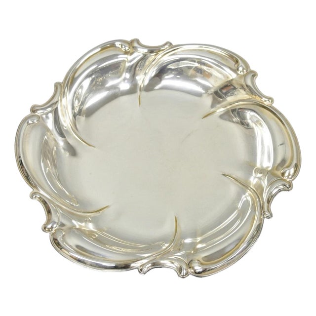 Vintage Caravelle Victorian Style Silver Plated Scalloped Serving Dish Bowl For Sale