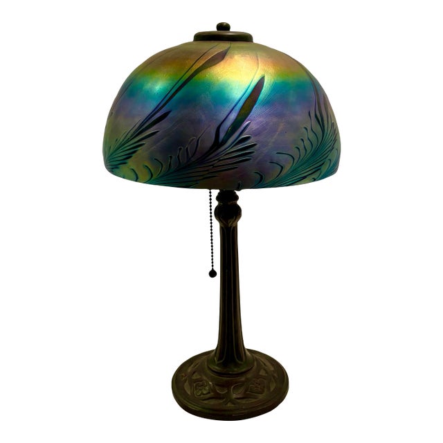 Signed Lundberg Studios Art Glass Lamp For Sale