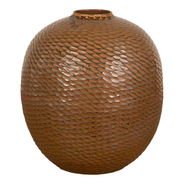 Prem Collection Handcrafted Brown Vase with Textured Honeycomb Style Motifs For Sale