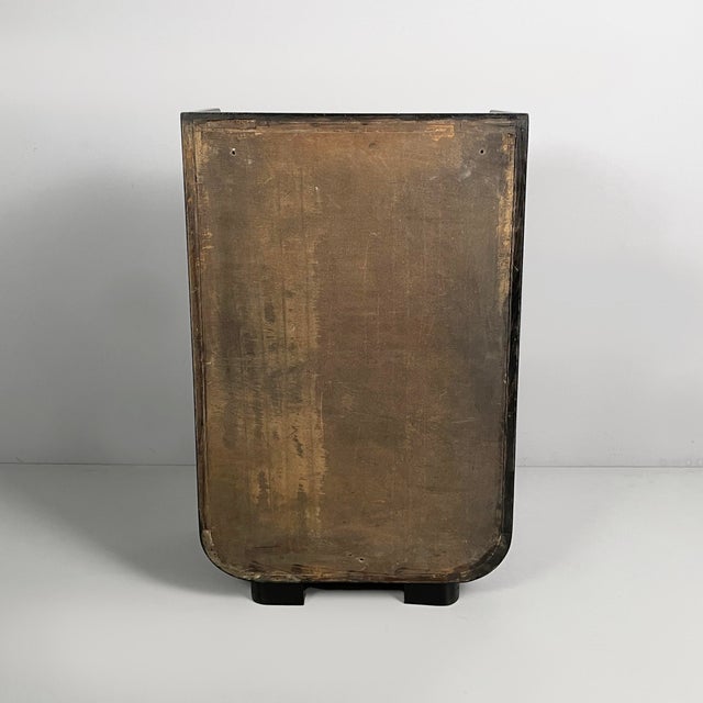 1930s Art Deco Italian Chest of Drawers in Light and Black Wood, 1930s For Sale - Image 5 of 18