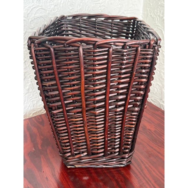 Farmhouse Late 20th Century Dark Brown Woven Wicker Waste Basket For Sale - Image 3 of 8