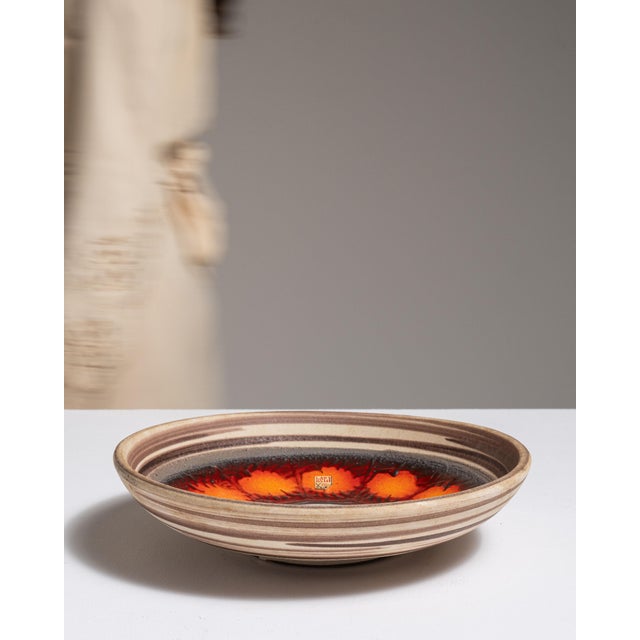 1960s Germany Tan Ceramic Serving Bowl For Sale - Image 10 of 15