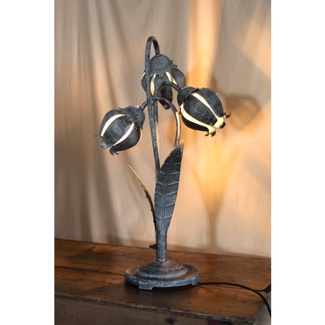 Metal 1950s Hollywood Regency Tulip Large Lamp For Sale - Image 7 of 15