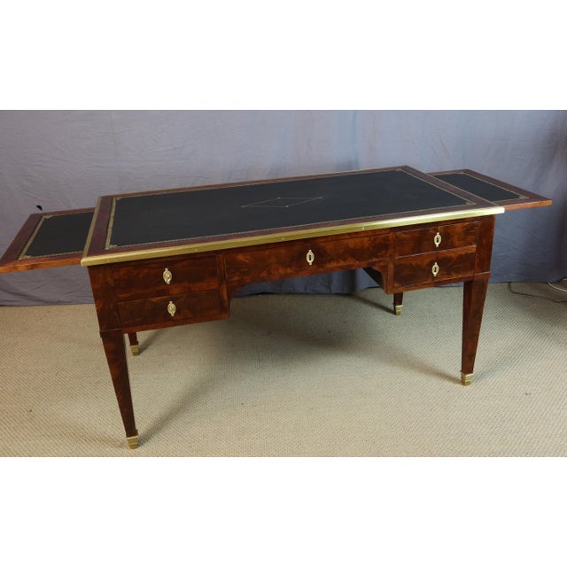 Executive Desk in Mahogany For Sale - Image 5 of 13