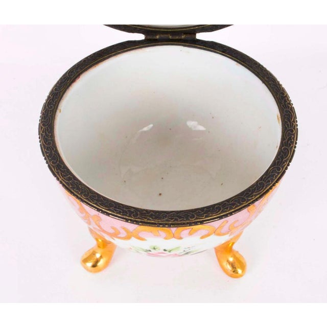 Hand Painted Rose Pink Porcelain Egg in the Style of Dresden For Sale - Image 9 of 13