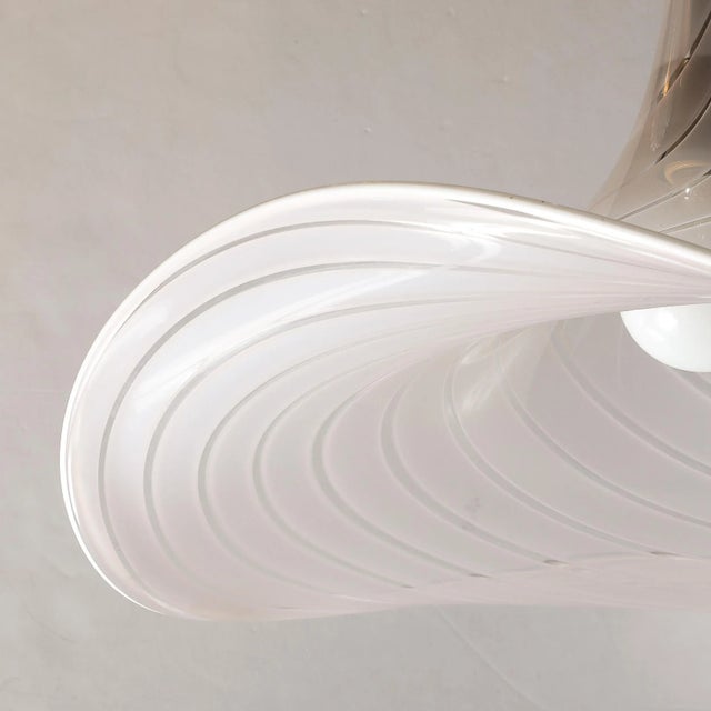 Mid-Century Hand-Blown Rose Murano Glass & Nickel Undulating Pendant Chandelier For Sale In New York - Image 6 of 12