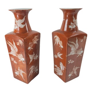 Late 20th Century Pair of Chinoiserie Chinese Red Orange Vases With Koi Goldfish For Sale