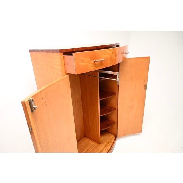 1930s Art Deco Satin Birch and Walnut Compactum Wardrobe, 1930s For Sale - Image 5 of 11
