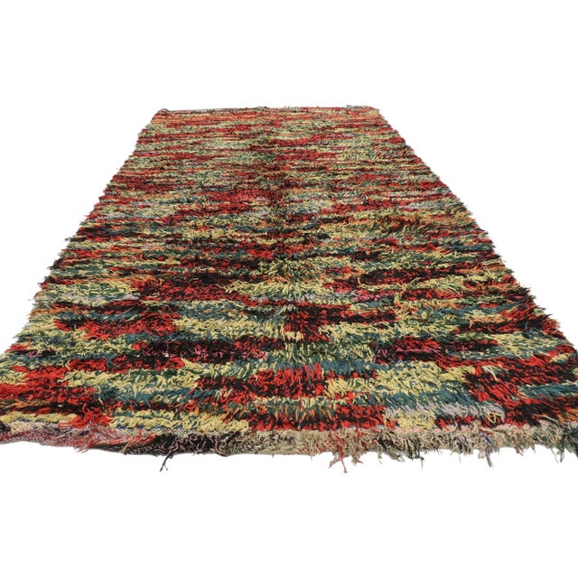 Berber Tribes of Morocco Vintage Boujad Moroccan Rag Rug, 04'10 X 09'00 For Sale - Image 4 of 9