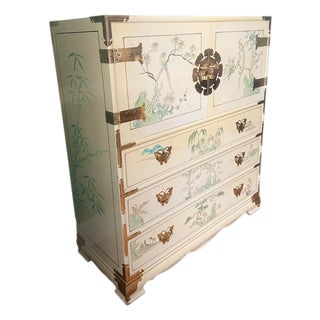 Vintage Chinoiserie Lacquered Chest With Brass Hardware & Hand-Painted Bird Motifs For Sale