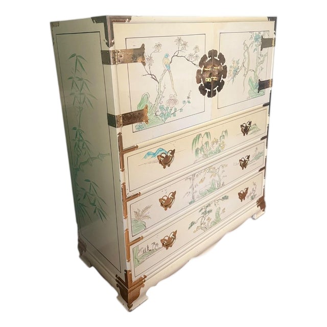 Vintage Chinoiserie Lacquered Chest With Brass Hardware & Hand-Painted Bird Motifs For Sale