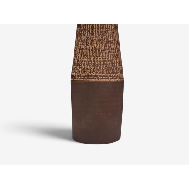 1960s Mid-Century Modern Hyllested Keramik, Large Rustic Table Lamp, Brown Stoneware For Sale - Image 9 of 11