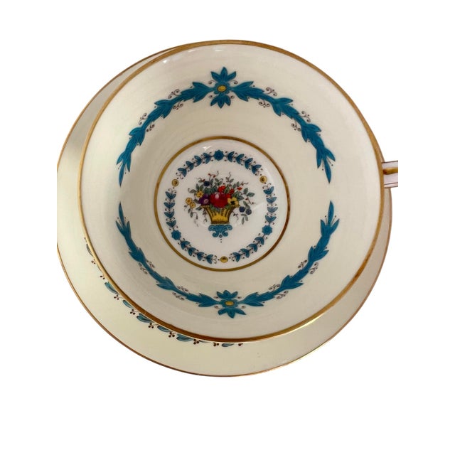 English Vintage Wedgwood "Appledore" 6-Pc Place Setting With an Ainsley "Cambridge" Cup Thanksgiving For Sale - Image 3 of 3