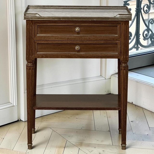 French French Louis XVI Mahogany Carrara Marble Top End Table For Sale - Image 3 of 10