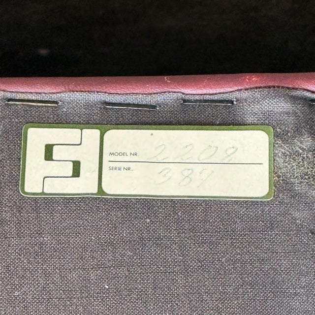 Børge Mogensen, Fredericia, Model 2208 Sofa, Leather, Denmark, 1960s For Sale - Image 9 of 9