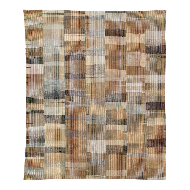 Galerie Shabab Collection Mid-20th Century Handmade Turkish Flatweave Kilim Room Size Carpet For Sale