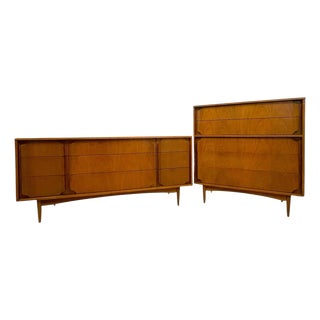 1970s Mid-Century Modern Matching Dresser Set With Sculpted Drawer Fronts-Highboy & 9-Drawer Low Dresser For Sale