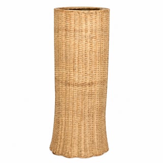 Round Scalloped Wicker Pedestal For Sale