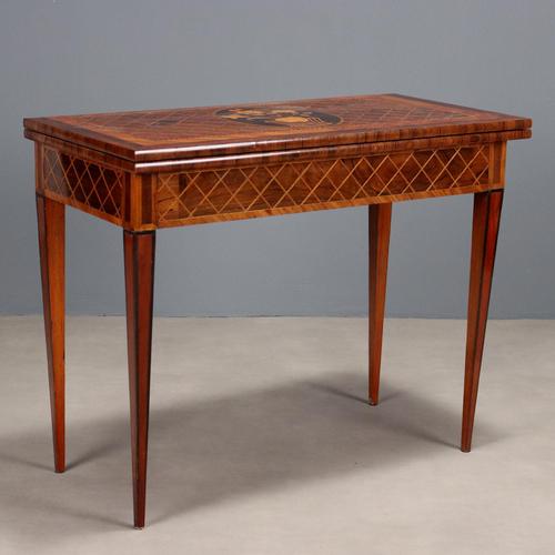 Inlaid Game Table in Rosewood For Sale - Image 16 of 16