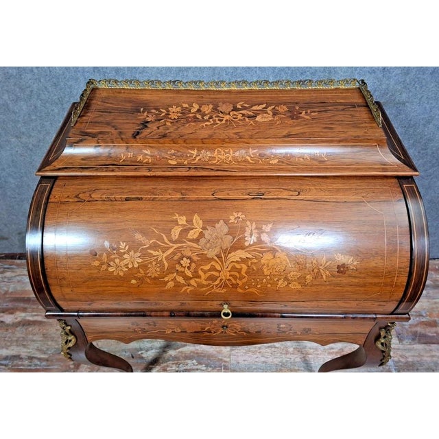 Superb louis xv style roll-top desk, elegant and highly decorative. this lovely piece of furniture is distinguished by its...