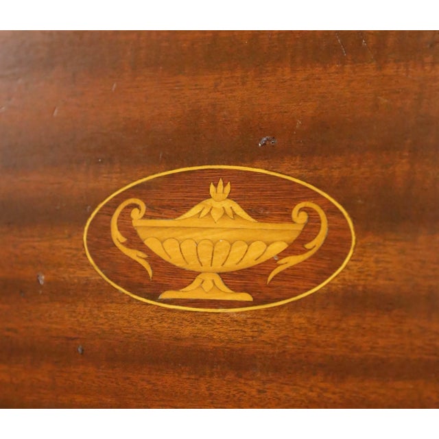 Wood Mid-Century English Burl Walnut Oval Serving Tray With Brass Handles For Sale - Image 7 of 9