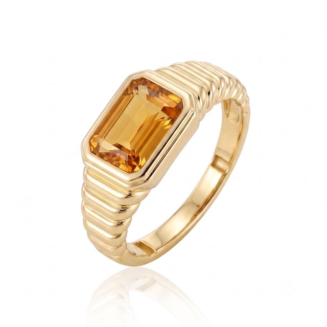 Contemporary Citrine Engagement Wedding Ring | Ribbed Unisex Signet Ring | November Birthstone Ring, Size 7 For Sale - Image 3 of 3